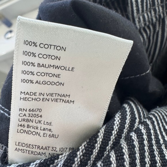 BDG Urban Outfitters Pinstripe Railroad Baggy Long Cargo Shorts Cropped Jean - Picture 6 of 7